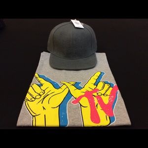 *BRAND NEW* $60 - NEFF Hat & Shirt Combo